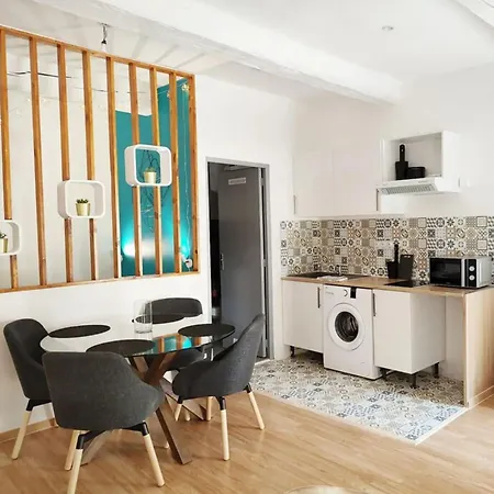 Atlas - Arya Apartment Nimes